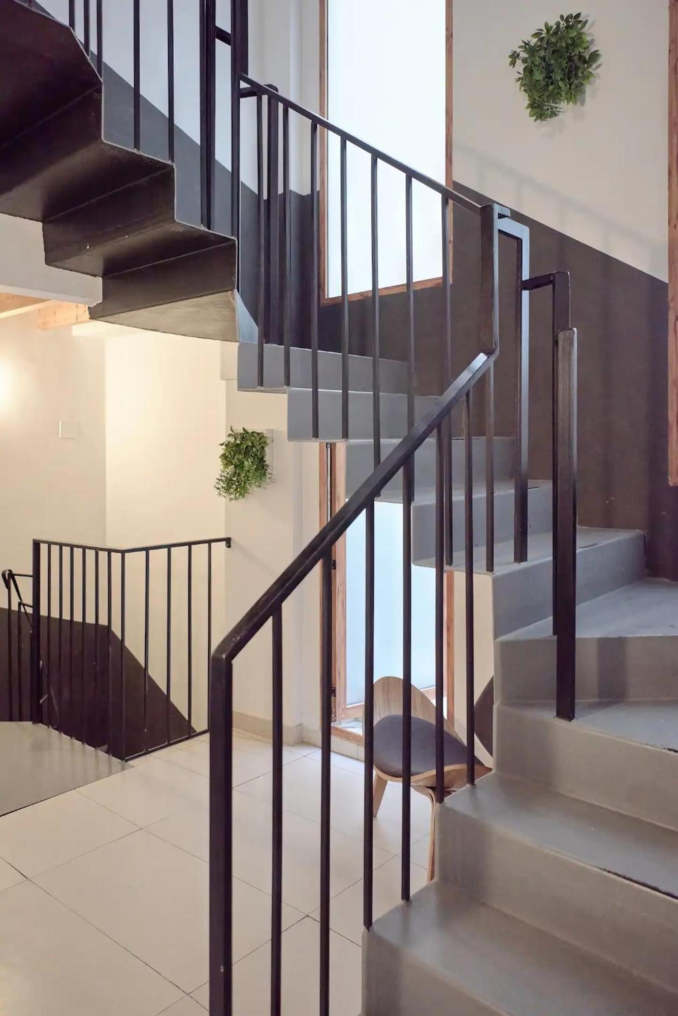 バレンシアSunny Cozy Penthouse With A Terrace At Plaza Del Carmenアパートメント エクステリア 写真